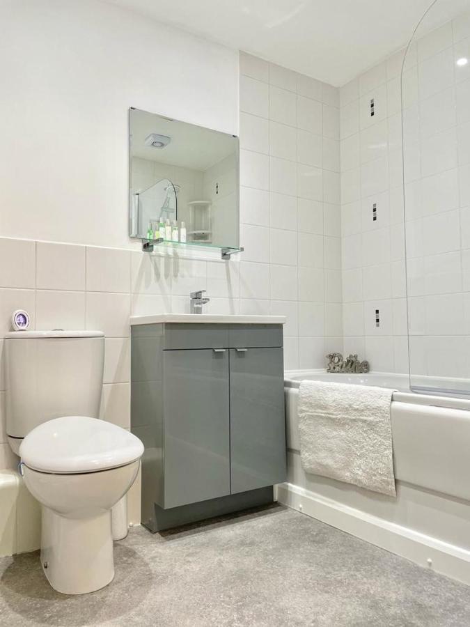 1 Merchants Gate - 2 Bedroom, City Apartment With Private Parking York Exterior foto