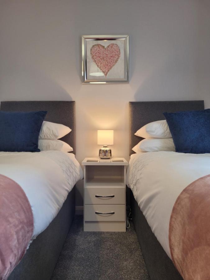 1 Merchants Gate - 2 Bedroom, City Apartment With Private Parking York Exterior foto